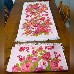 Set Of 2 Vintage Cannon Usa Pink Red Floral Fringe Full Size Bath Towel Set